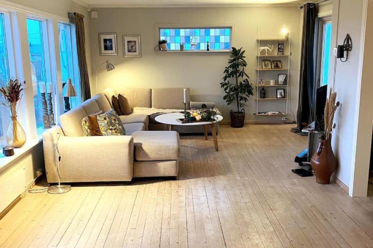Bynaer Villa V/Ntnu.Garasje Internett, Badstue,Hage Gjøvik Exterior foto
